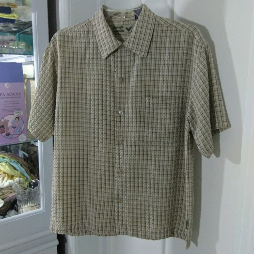 Pineapple connections men's S short sleeve shirt
